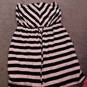 NWOT strapless dress